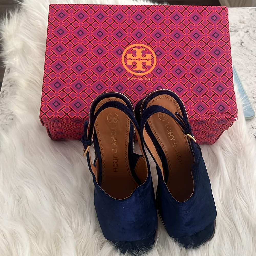 Tory Burch shoe